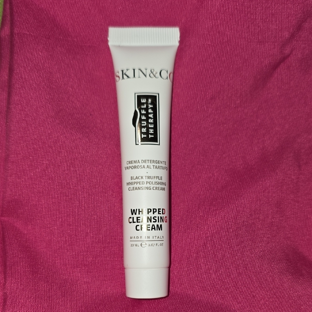 SKIN&CO 
Truffle Therapy Whipped Cleansing Cream